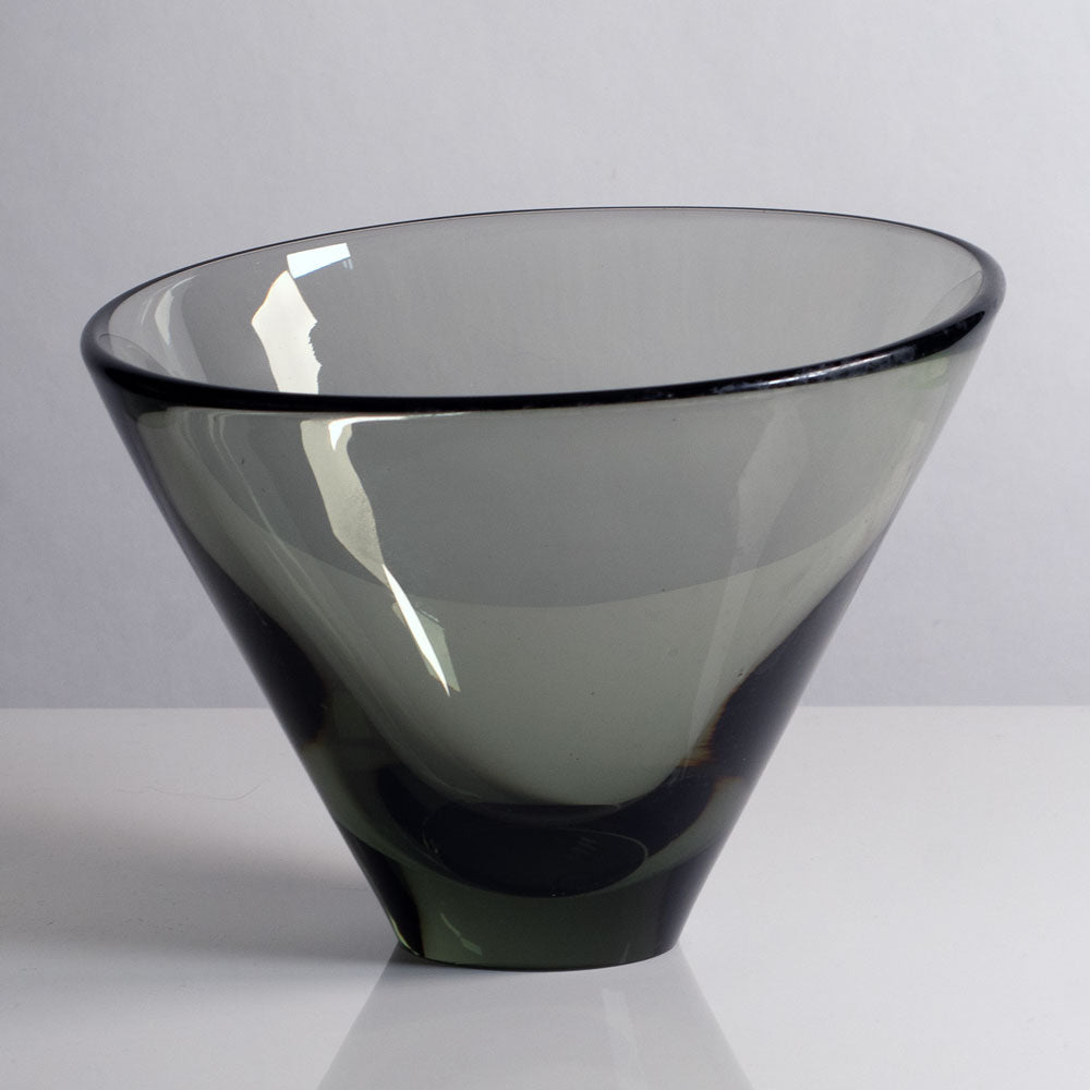 Per Lutken for Holmegaard, Denmark, conical vase in gray glass M5577