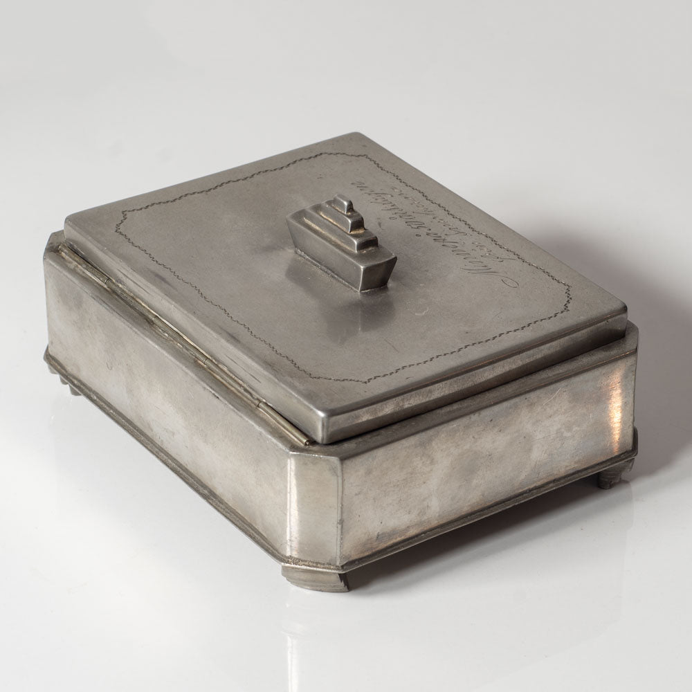 Swedish art deco pewter box L3360