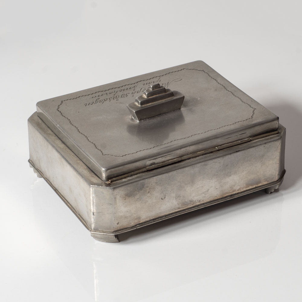Swedish art deco pewter box L3360