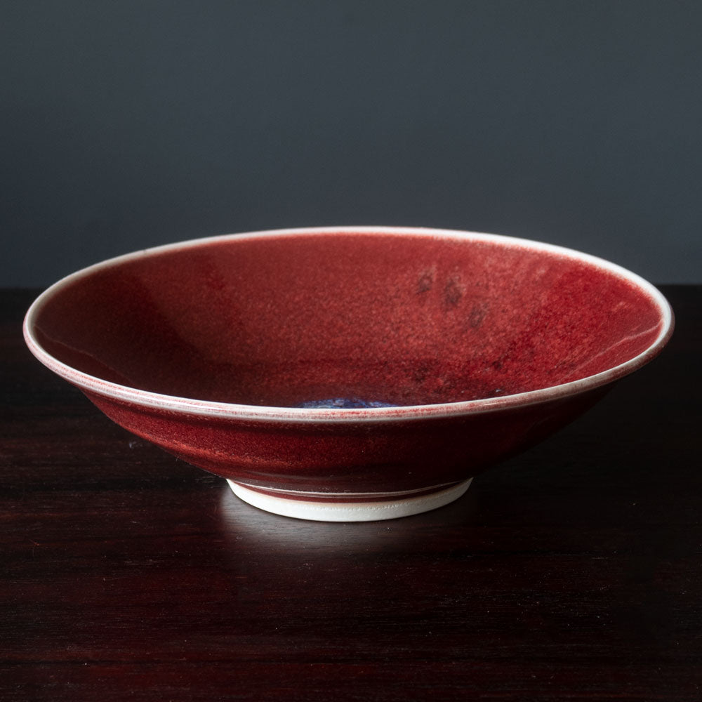 Gerry Williams, US, unique stoneware bowl with oxblood glaze N7552