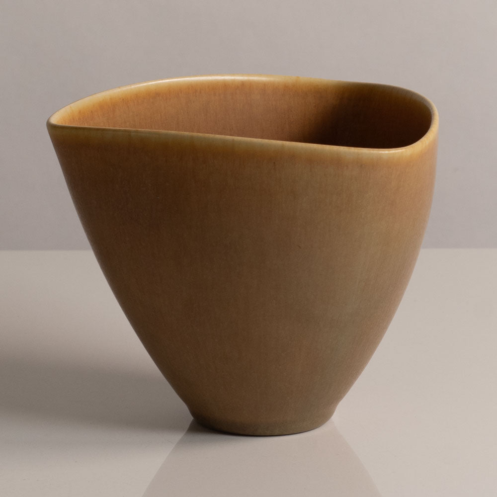 Per Linnemann-Schmidt at Palshus, Denmark, stoneware vase with pale golden brown glaze L3565