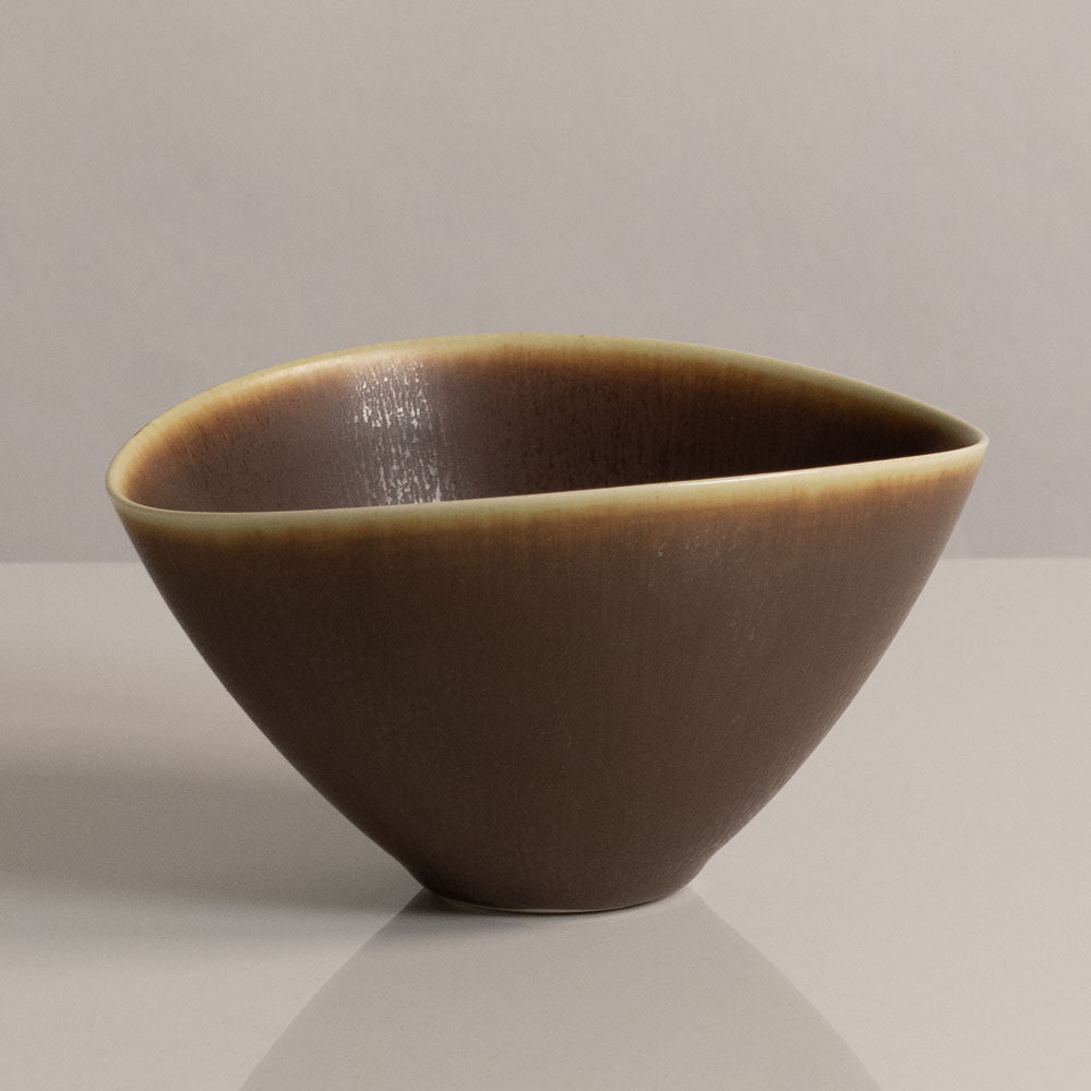Per Linnemann-Schmidt at Palshus, Denmark, stoneware ovoid bowl with brown glaze L3567