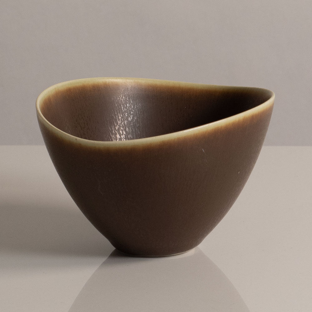 Per Linnemann-Schmidt at Palshus, Denmark, stoneware ovoid bowl with brown glaze L3567