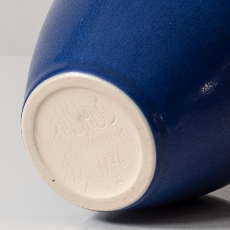 Per Linnemann-Schmidt at Palshus, stoneware vase with blue haresfur glaze K2490