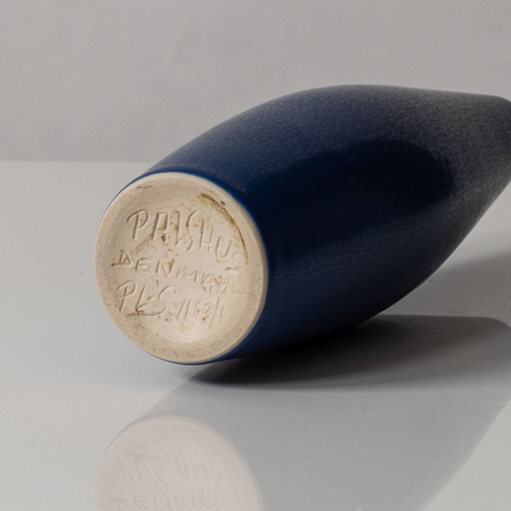 Per Linnemann-Schmidt at Palshus, stoneware vase with blue haresfur glaze K2491
