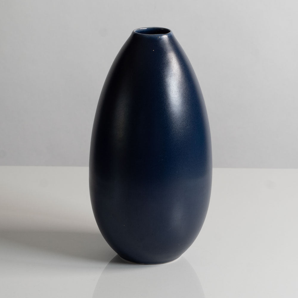 Bo Fajans, Sweden, stoneware vase with matte blue glaze M5617