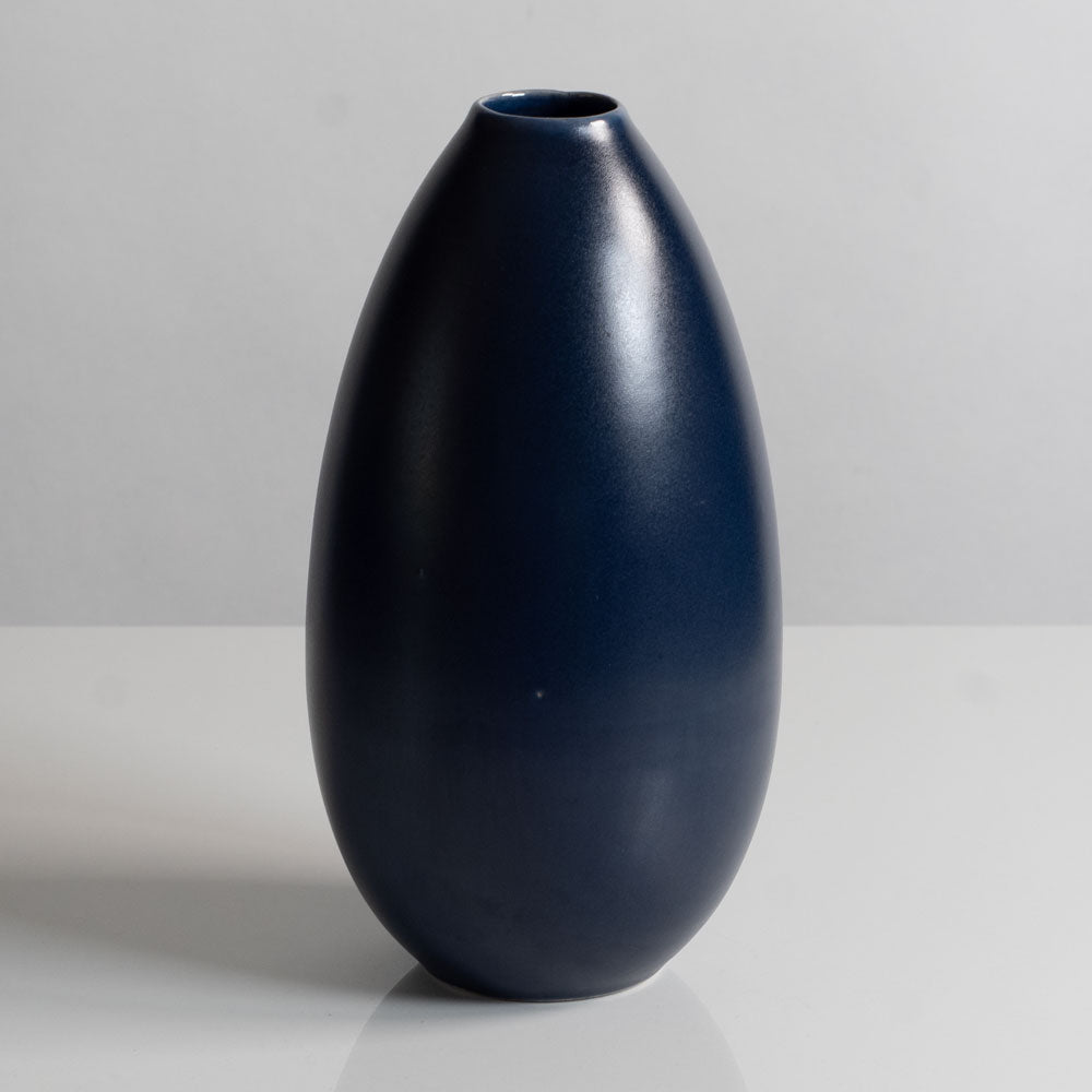 Bo Fajans, Sweden, stoneware vase with matte blue glaze M5617