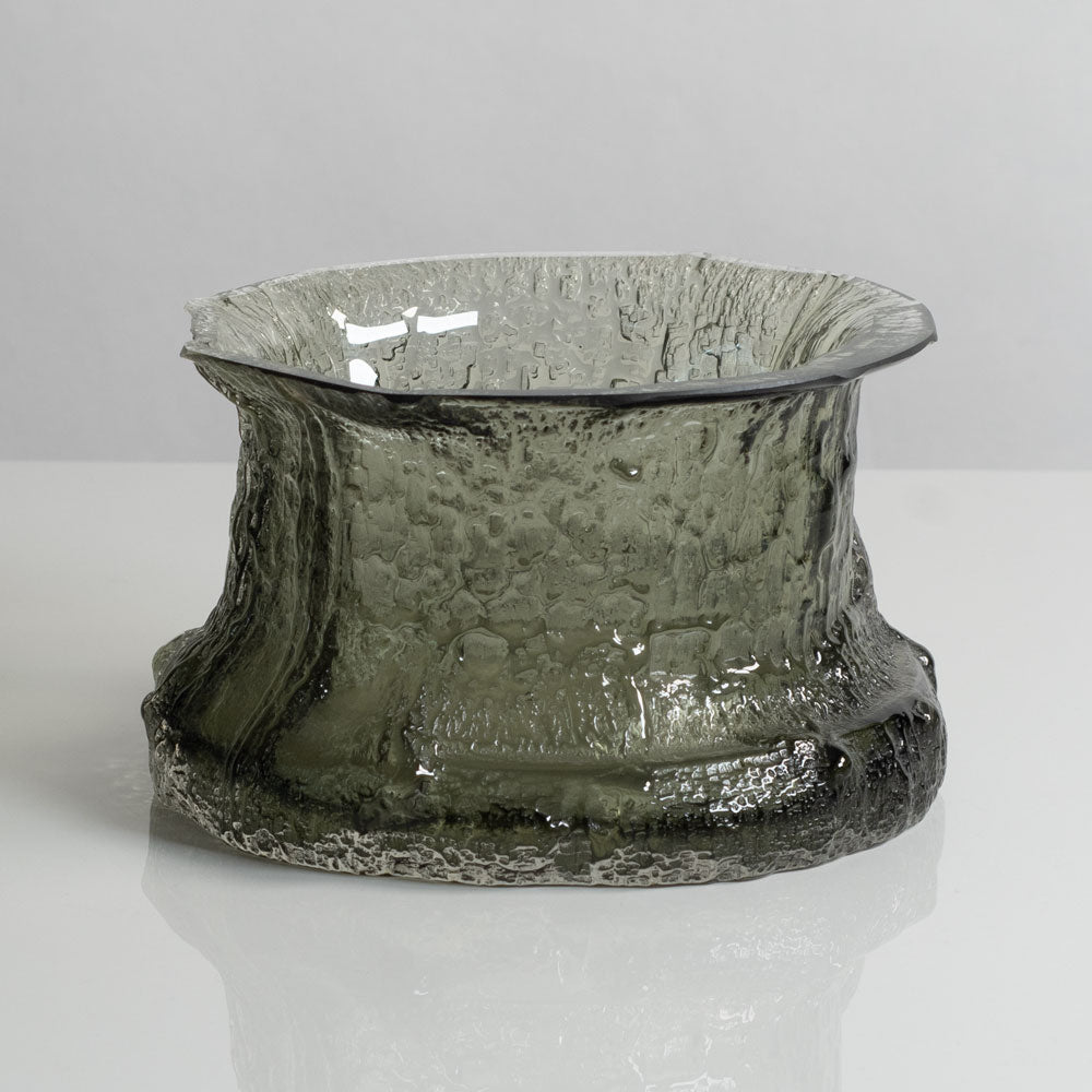 Timo Sarpaneva for Iittala, Finland, Finlandia vase in gray glass N5628