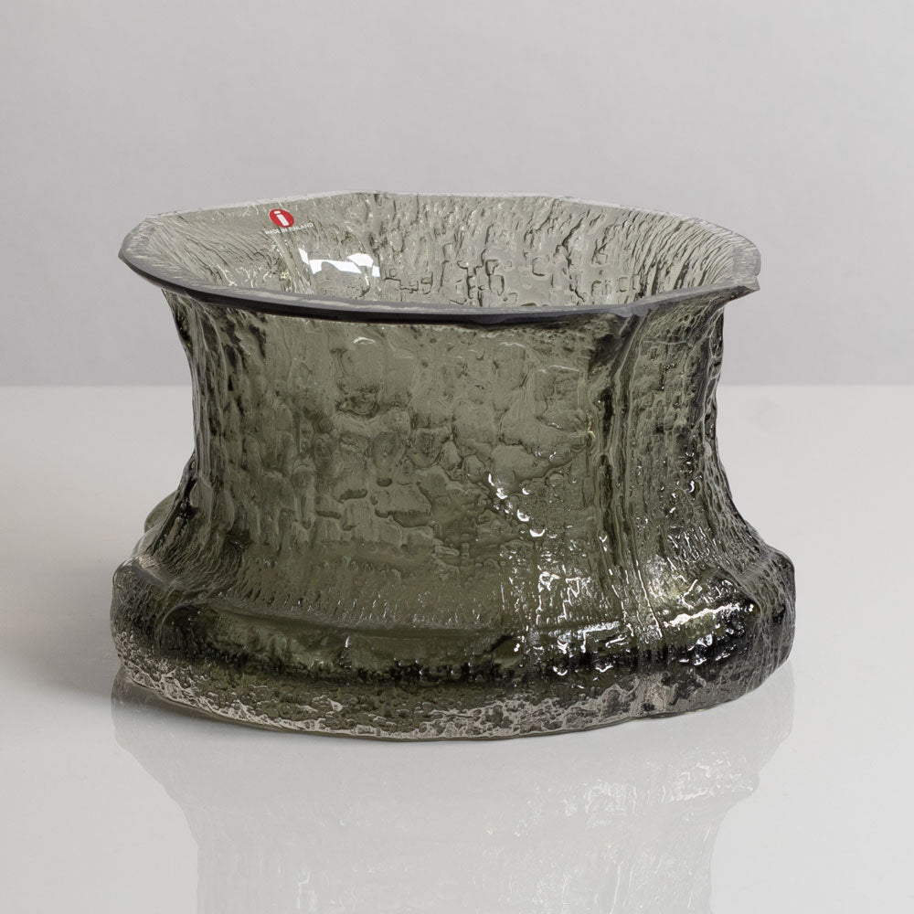Timo Sarpaneva for Iittala, Finland, Finlandia vase in gray glass N5628
