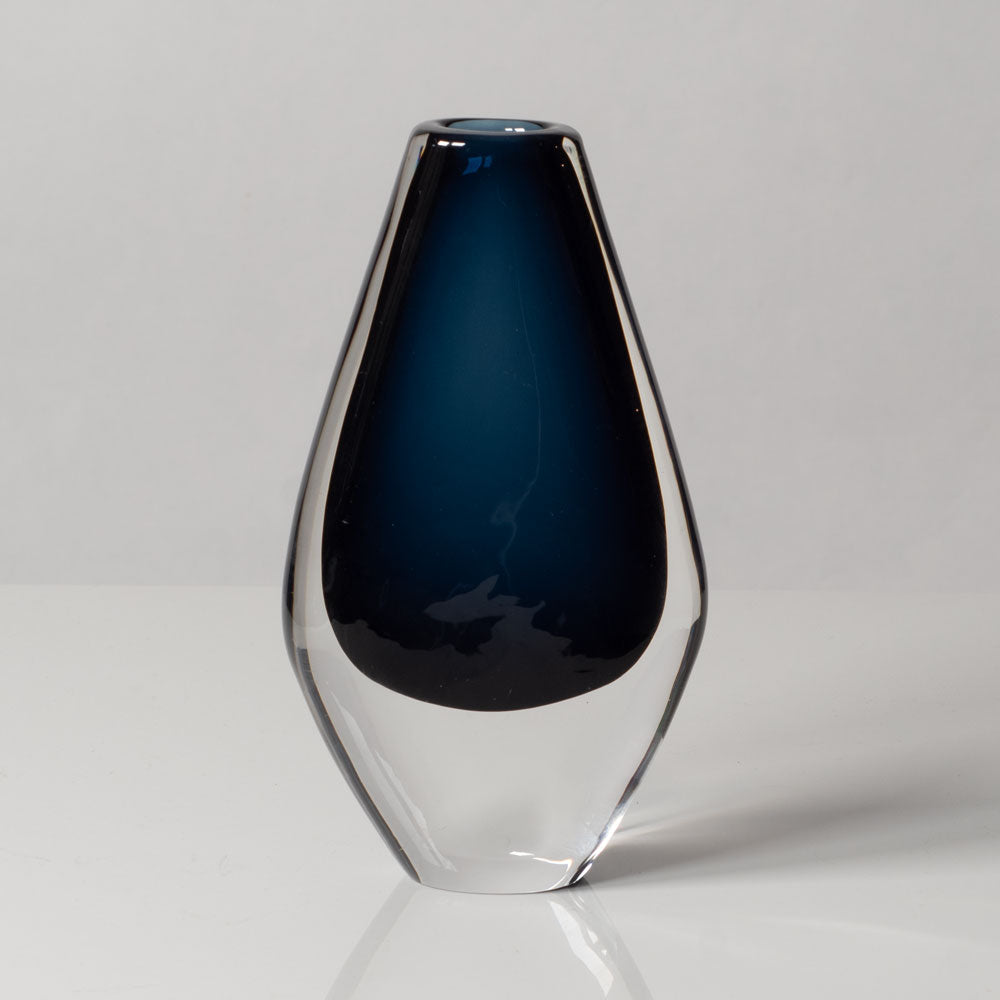 Nils Landberg for Orrefors, Sweden, blue glass diamond shaped "Sommerso" vase L3541