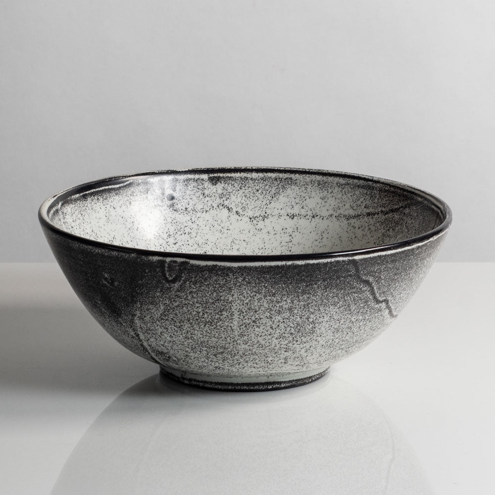 Svend Hammershoj for Kahler Keramik, Denmark bowl with black and white glaze M5662