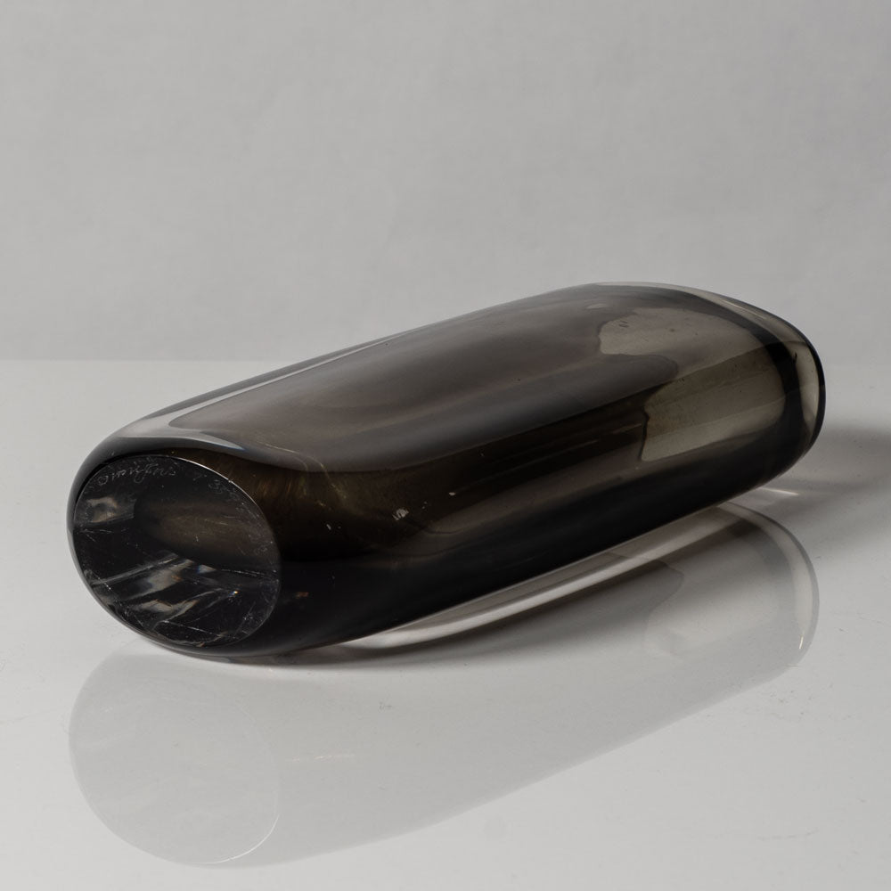 Nils Landberg for Orrefors, Sweden, Gray glass "Sommerso" vase K2779