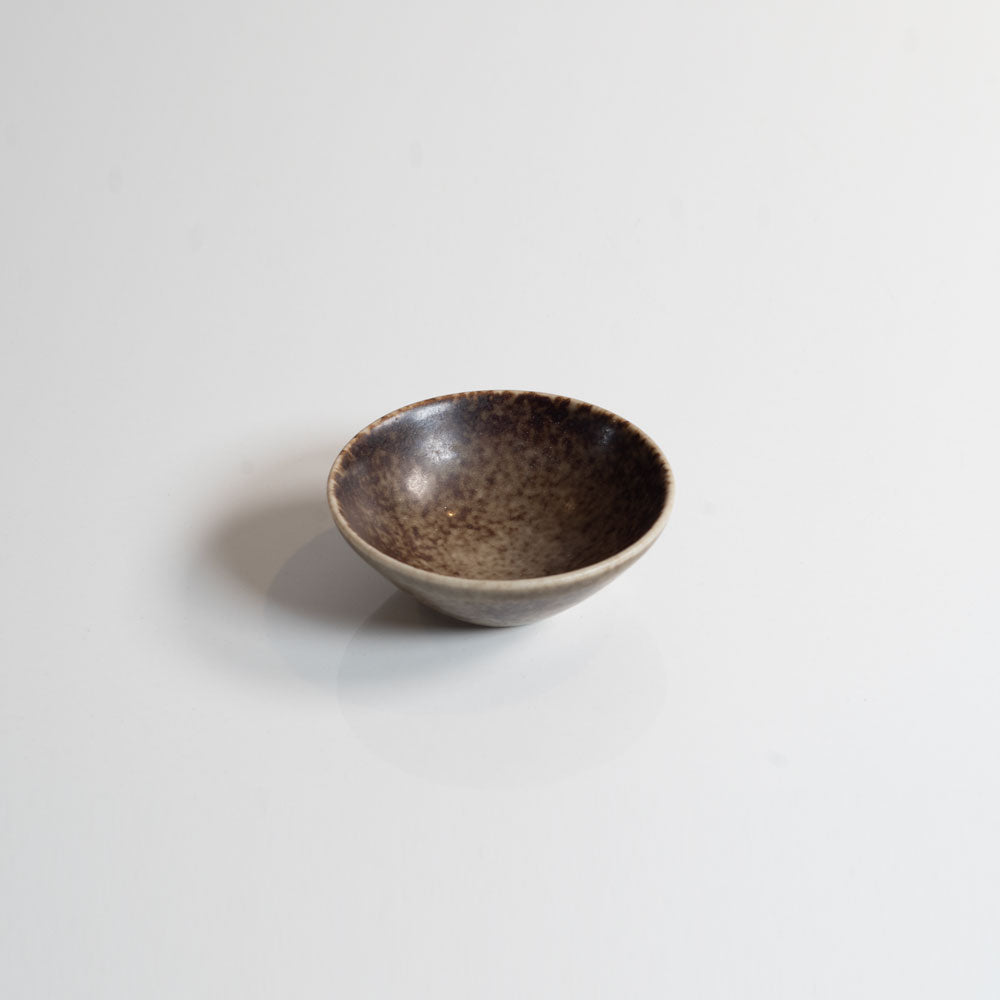 Carl Harry Stålhane for Rörstrand, Sweden, bowl with white and brown glaze M5538