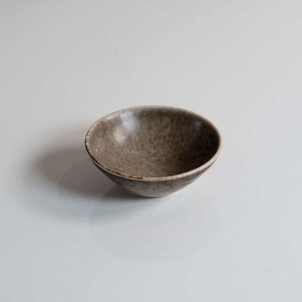 Carl Harry Stålhane for Rörstrand, Sweden, bowl with white and brown glaze M5539