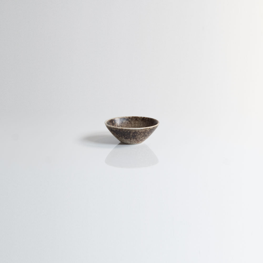 Carl Harry Stålhane for Rörstrand, Sweden, bowl with white and brown glaze M5539