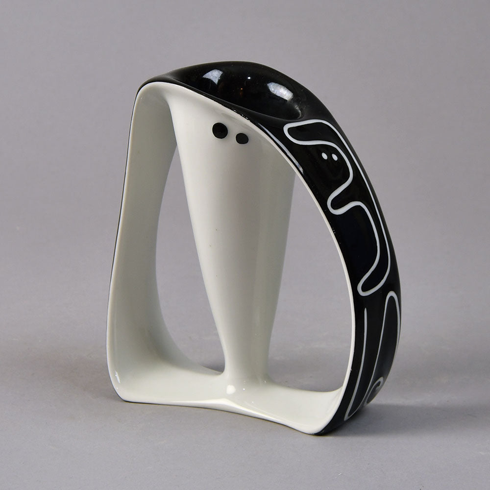 Four porcelain objects by Beate Kuhn for Rosenthal