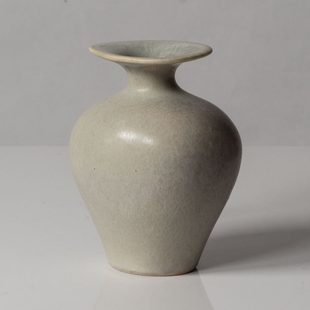 Gunnar Nylund for Rörstrand, Sweden, small vase with off-white glaze K2922