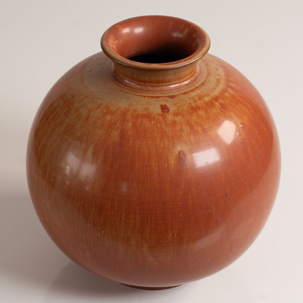 Gunnar Nylund for Rörstrand, Sweden, large round stoneware vase with golden brown glaze M5518