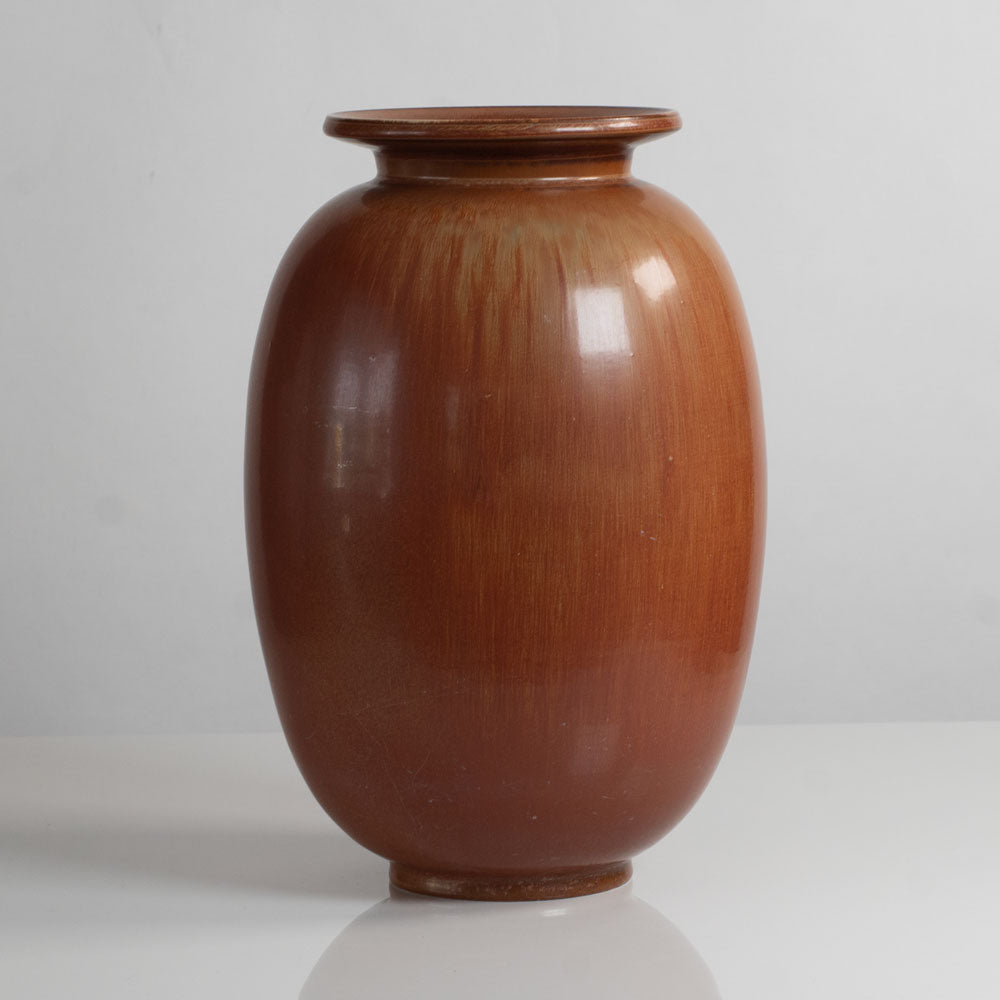 Gunnar Nylund for Rörstrand, Sweden, large stoneware vase with golden brown glaze M5709