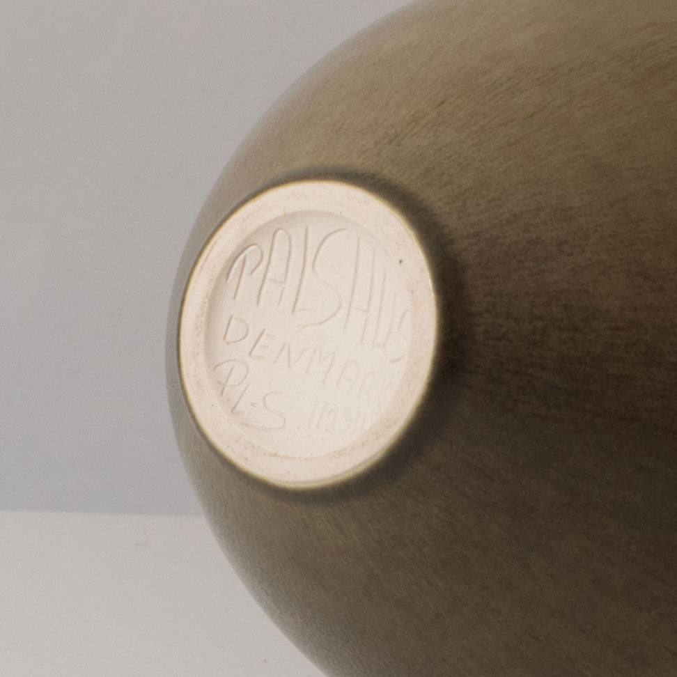 Per Linnemann-Schmidt at Palshus, Denmark, stoneware vase with brown glaze L3566