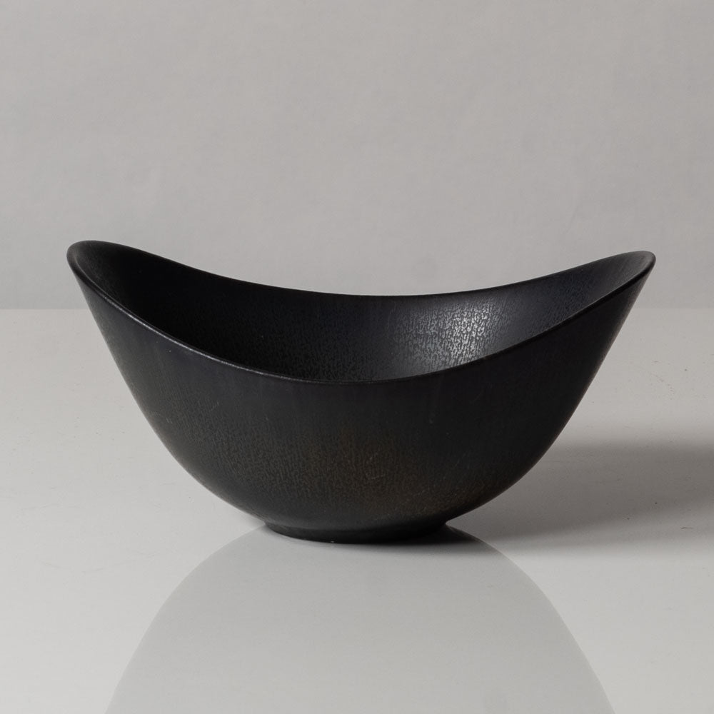 Gunnar Nylund for Rorstrand, Sweden, small ovoid bowl with black haresfur glaze L3311