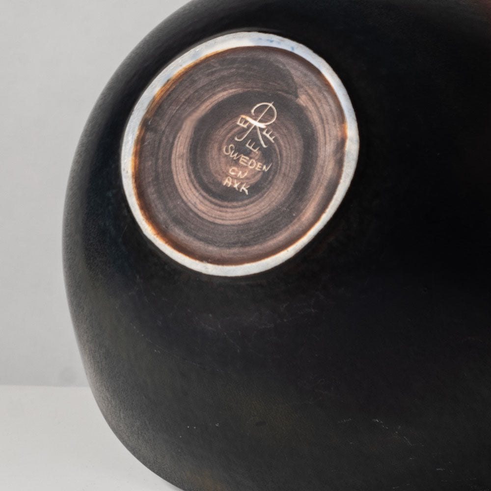 Gunnar Nylund for Rörstrand, Sweden, large ovoid bowl with black and brown glaze K2608