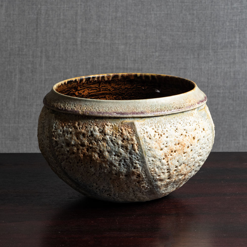 Chris Carter, UK, unique stoneware bowl with volcanic glaze M4318