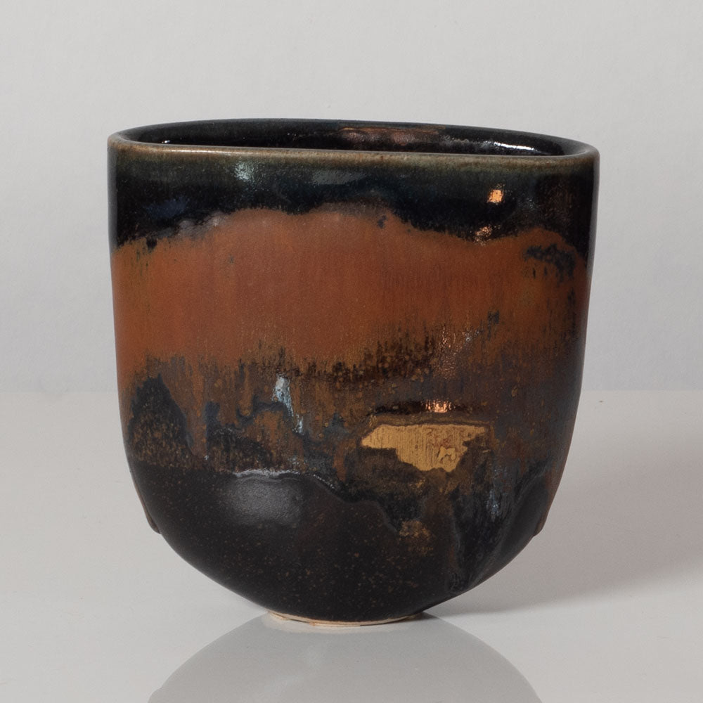 Gerald Weigel, own studio, Germany, Stoneware vase with tenmoku glaze K2800