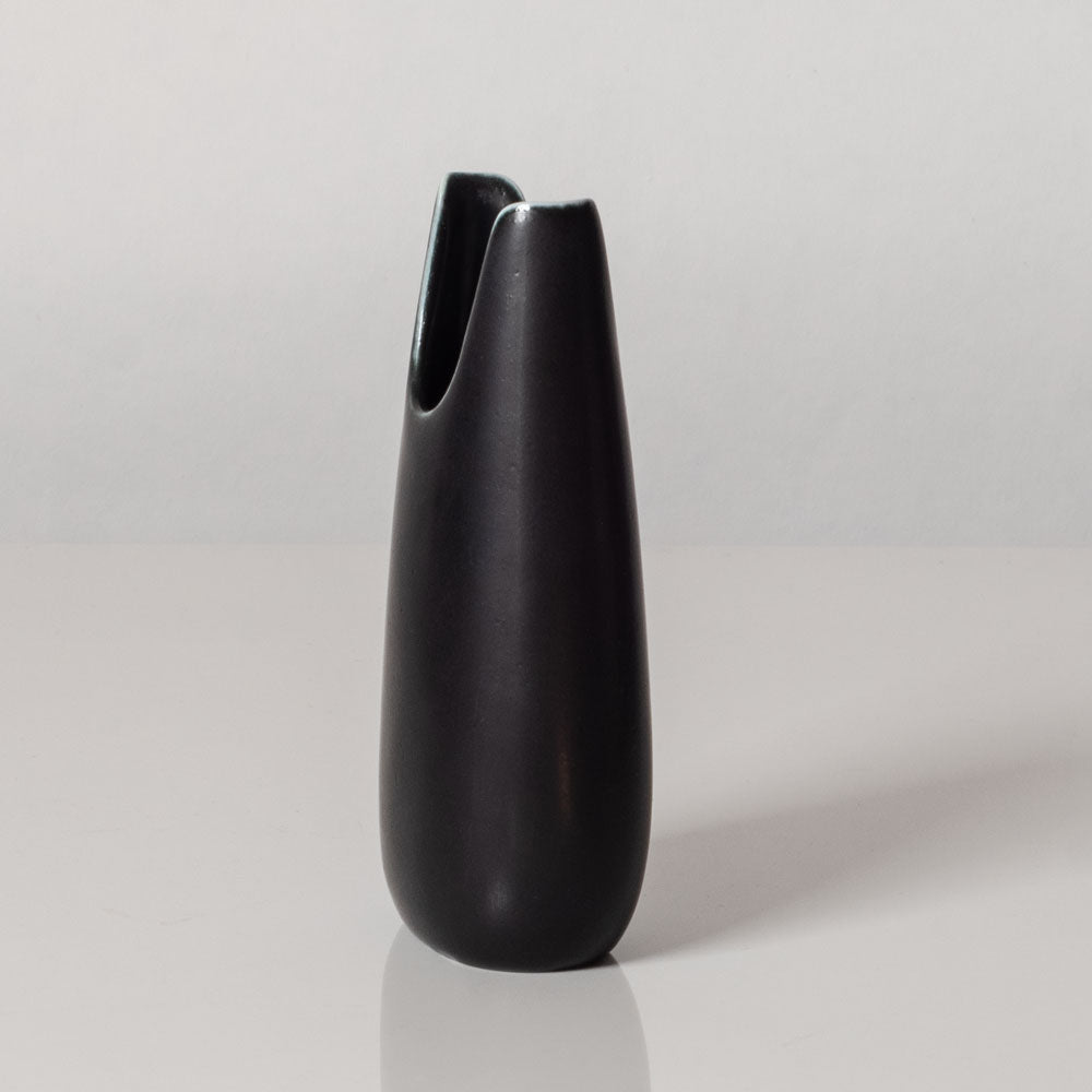 Gunnar Nylund for Rorstrand, black Caolina vase J1716