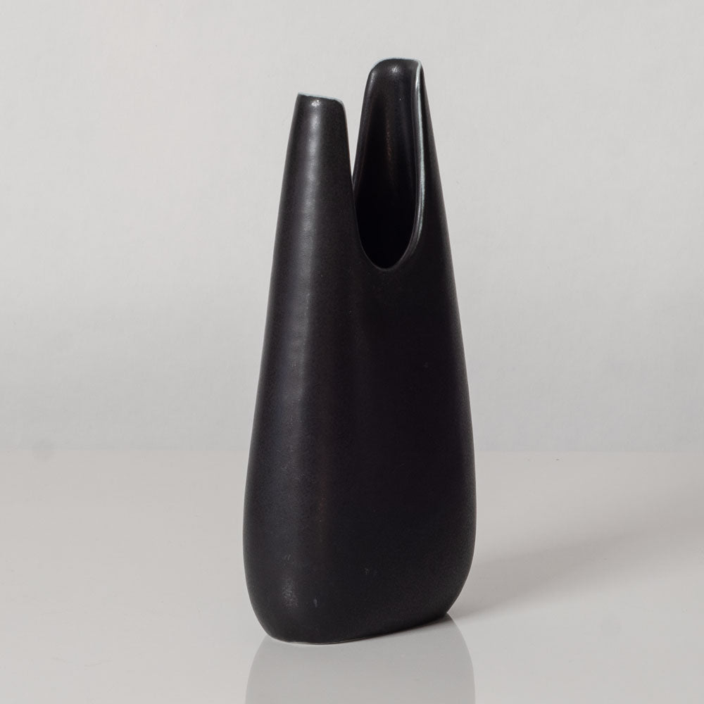 Gunnar Nylund for Rorstrand, black Caolina vase H1154