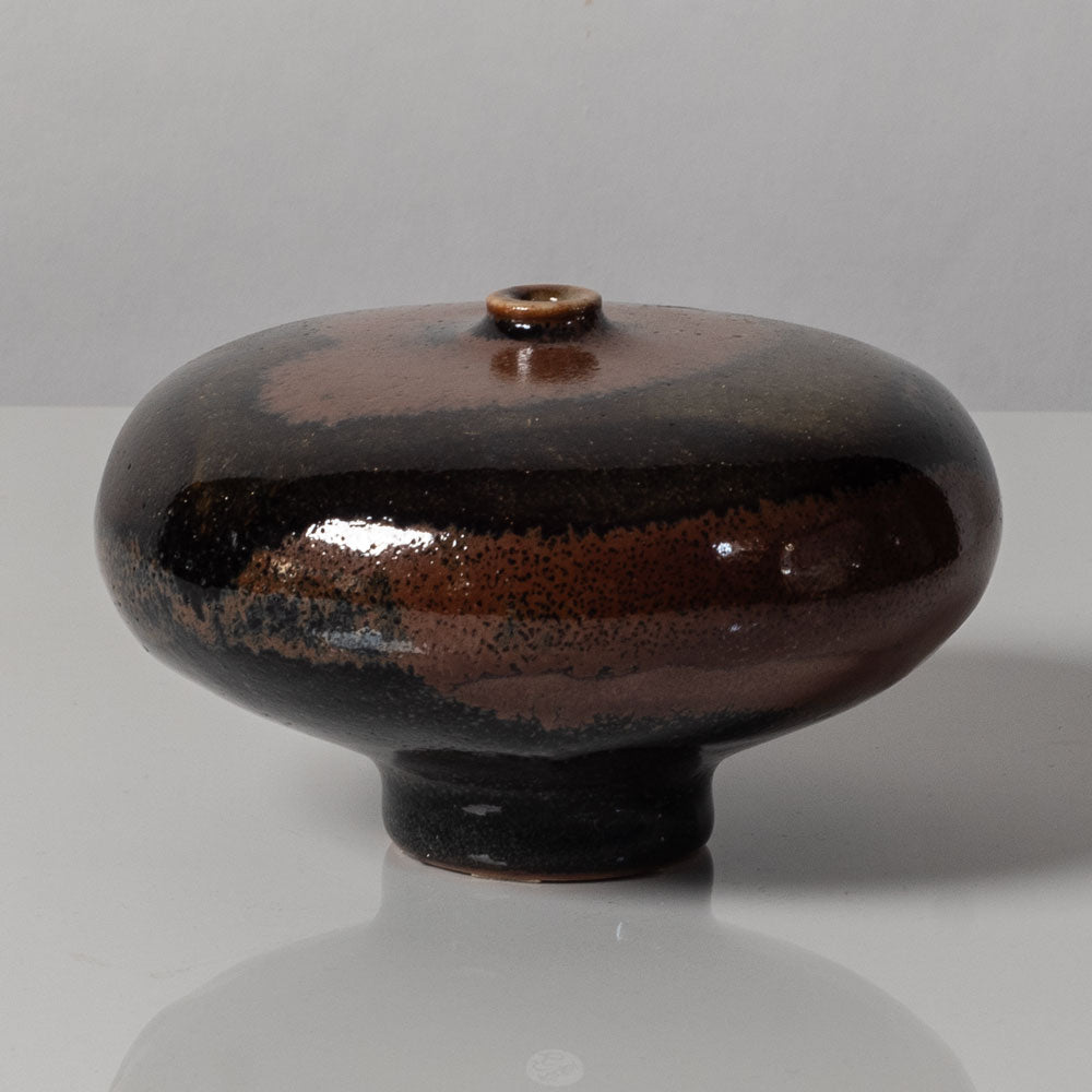 Gerald Weigel, own studio, Germany, Stoneware vase with tenmoku glaze K2801