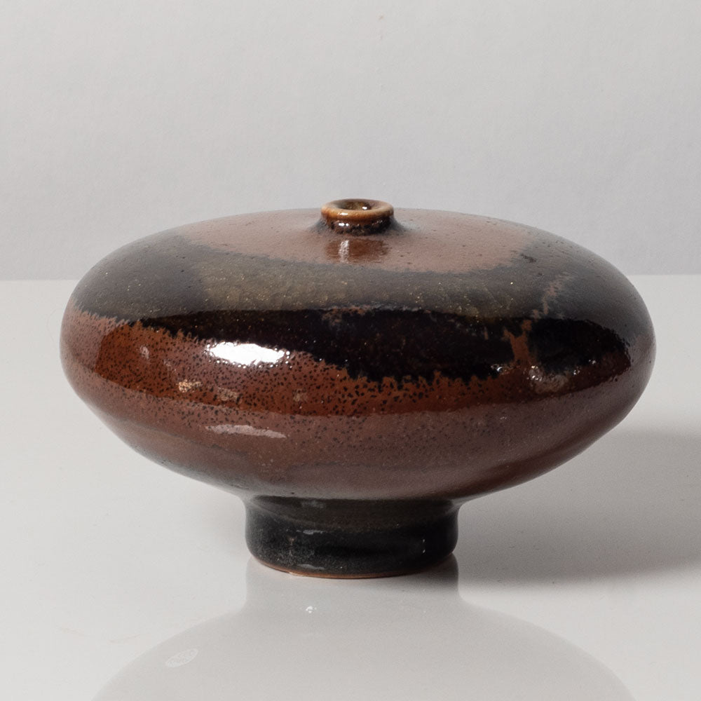 Gerald Weigel, own studio, Germany, Stoneware vase with tenmoku glaze K2801