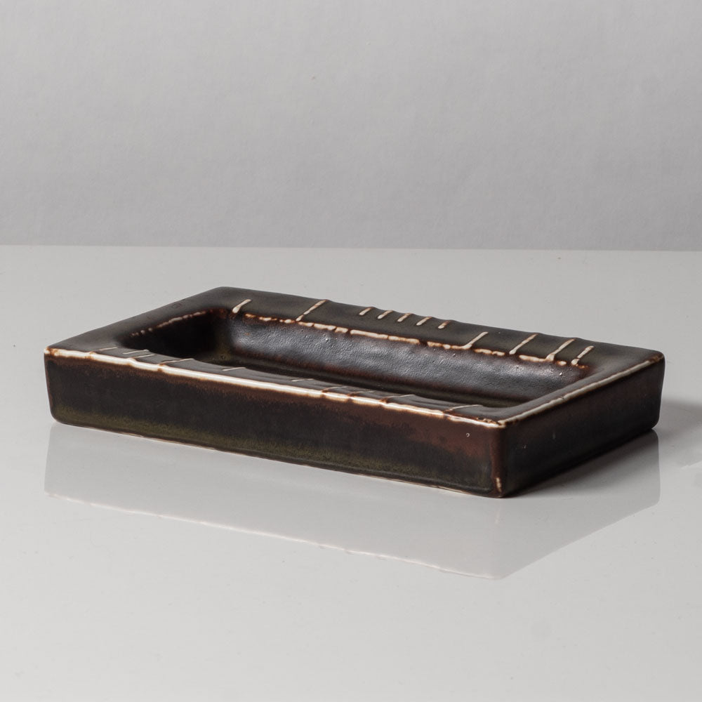 Carl Harry Stålhane for Rörstand, Sweden, rectangular stoneware dish with brown glazes L3420