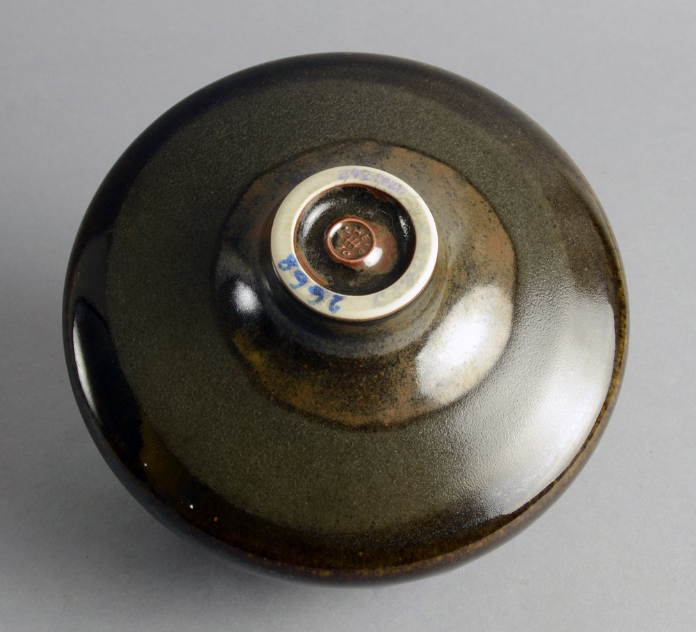 Karl Scheid, own studio, sculptural vessel with tenmoku glaze G9094