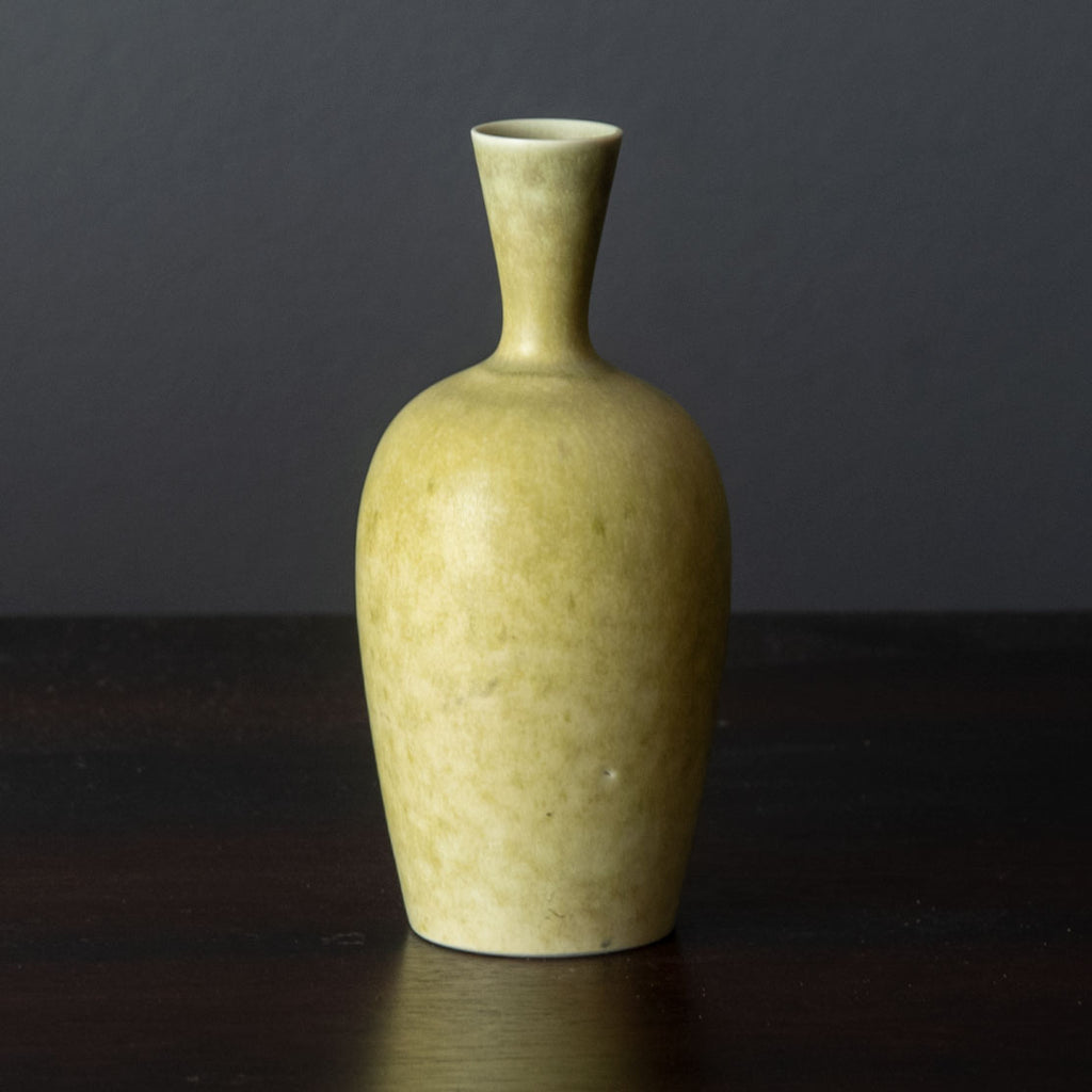 Swen Wejsfelt for Gustavsberg, Sweden, unique stoneware vase with buff haresfur glaze H1316