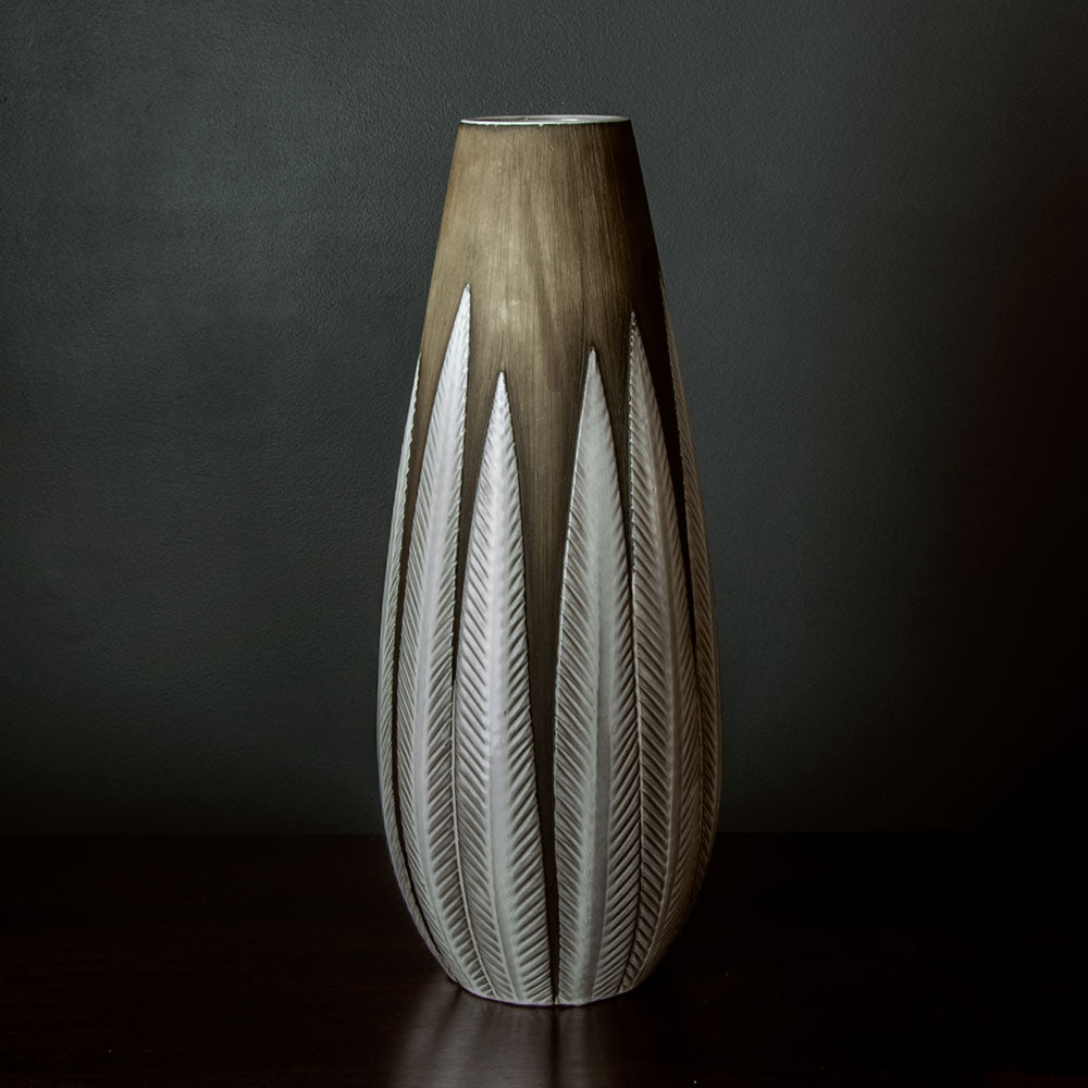 Anna-Lisa Thomson for Uppsala Ekeby, Sweden, large Paprika vase H1333