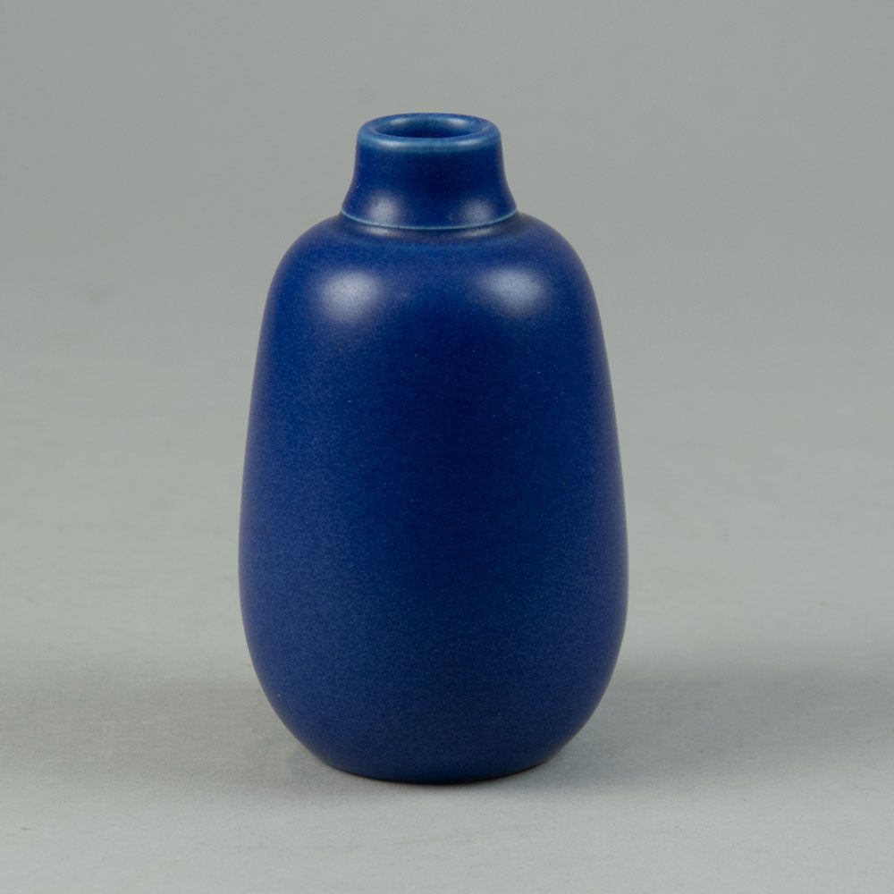 Erich and Ingrid Triller for Tobo, small vase with cobalt blue glaze H1135