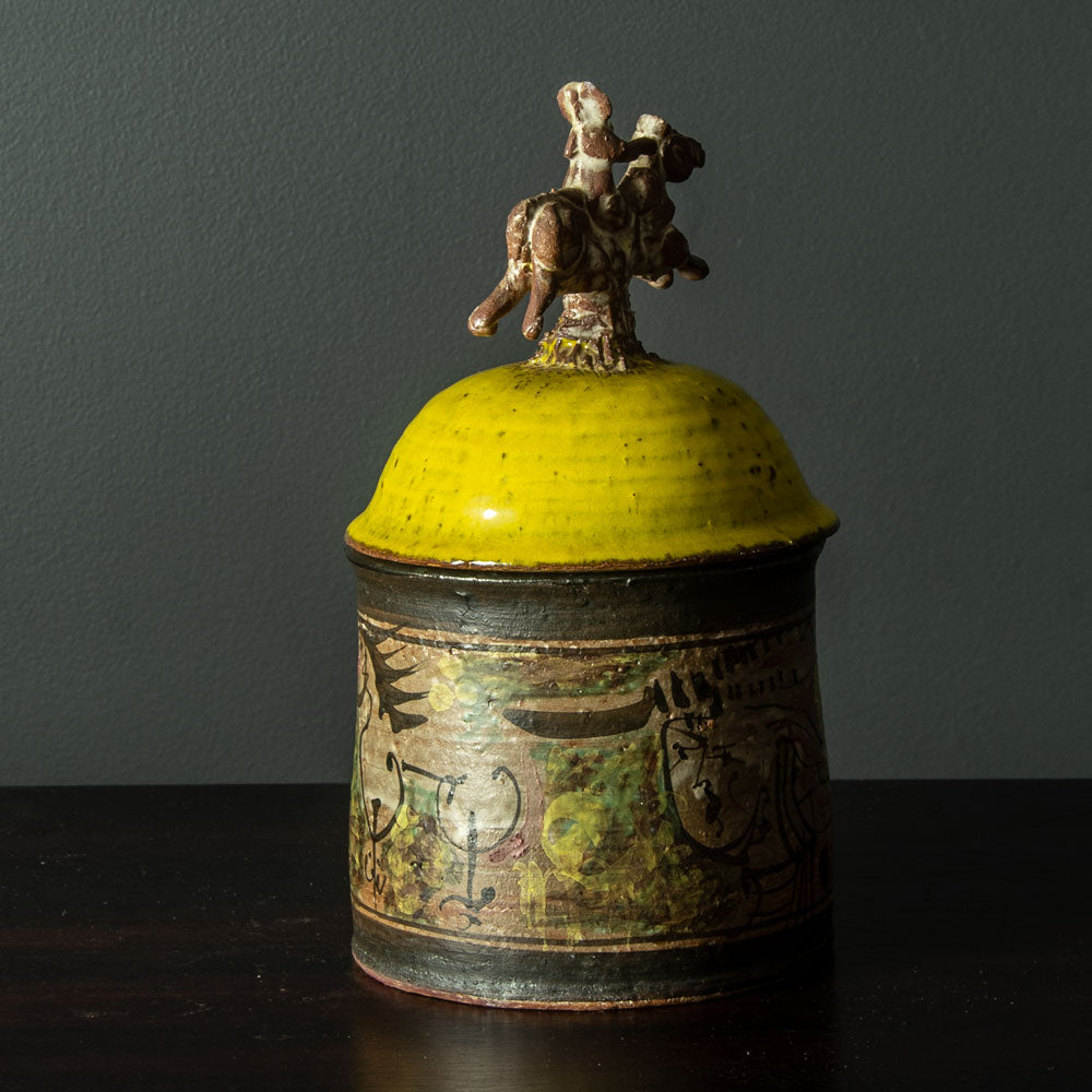 Gilbert Portanier, France, unique earthenware lidded jar H1572