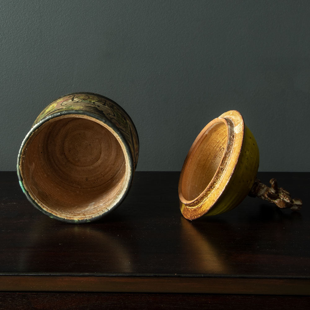 Gilbert Portanier, France, unique earthenware lidded jar H1572