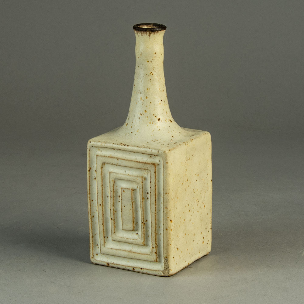 Bruno Gambone, Italy, stoneware vase with oatmeal glaze