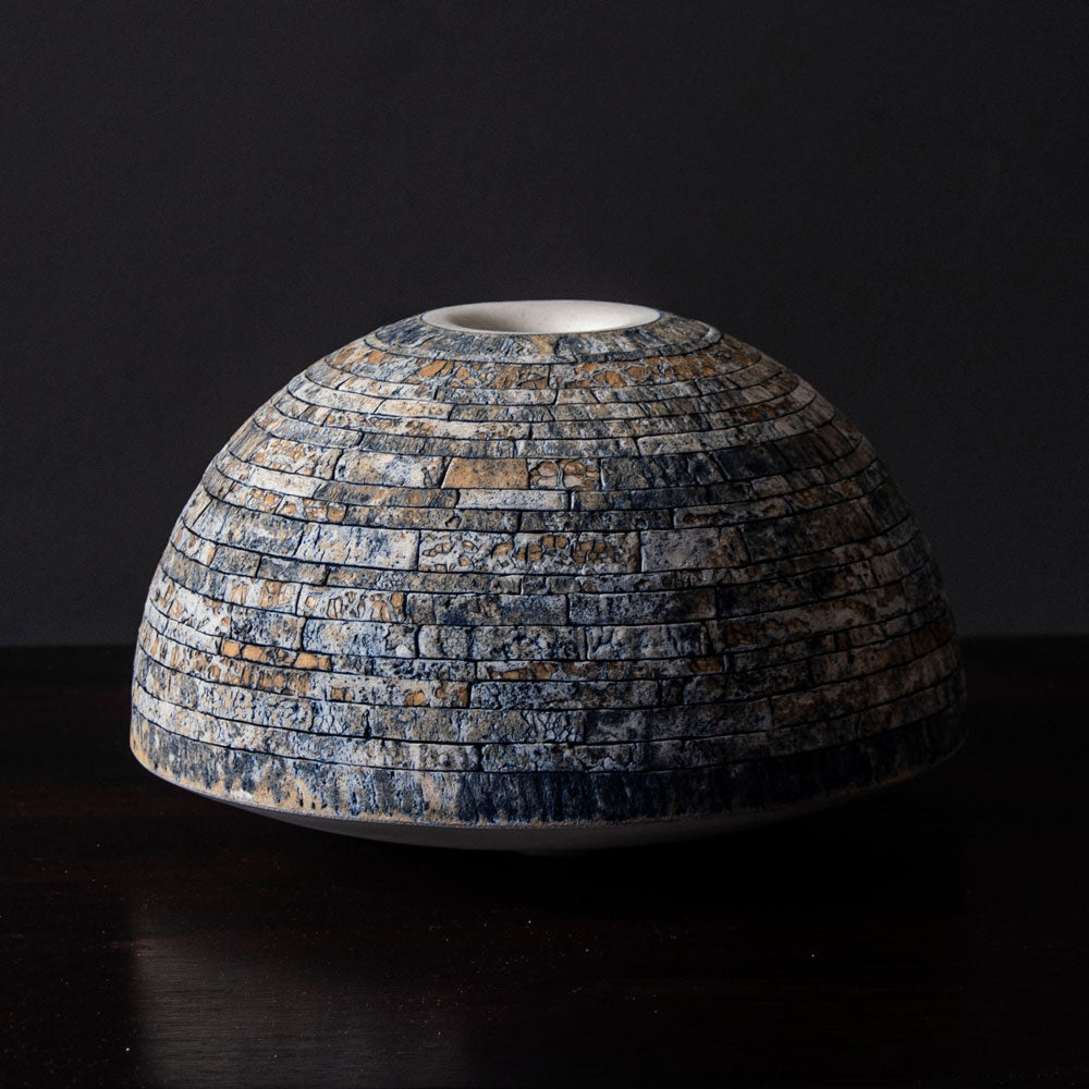 Cathy Fleckstein , Germany, unique stoneware sculptural vessel H1602