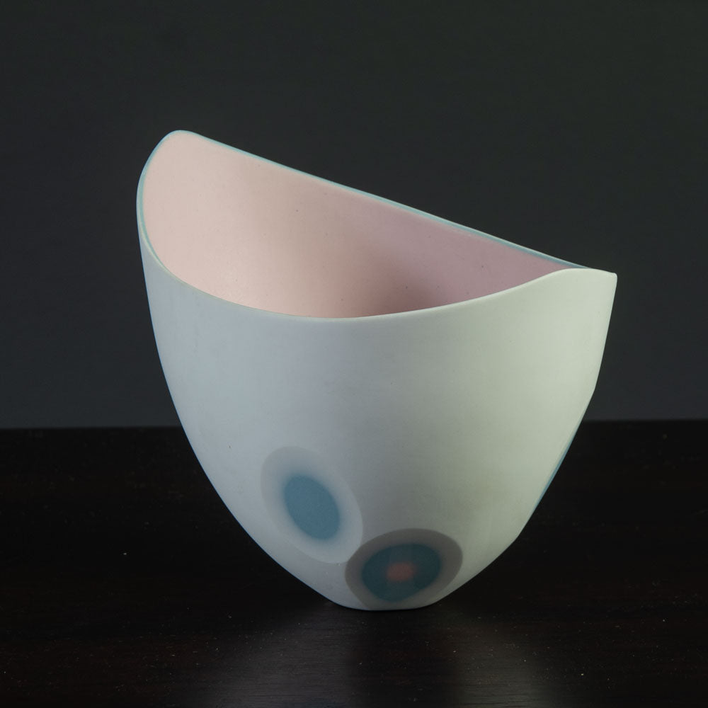 Sasha Wardell, UK, slip-cast bone china bowl H1571