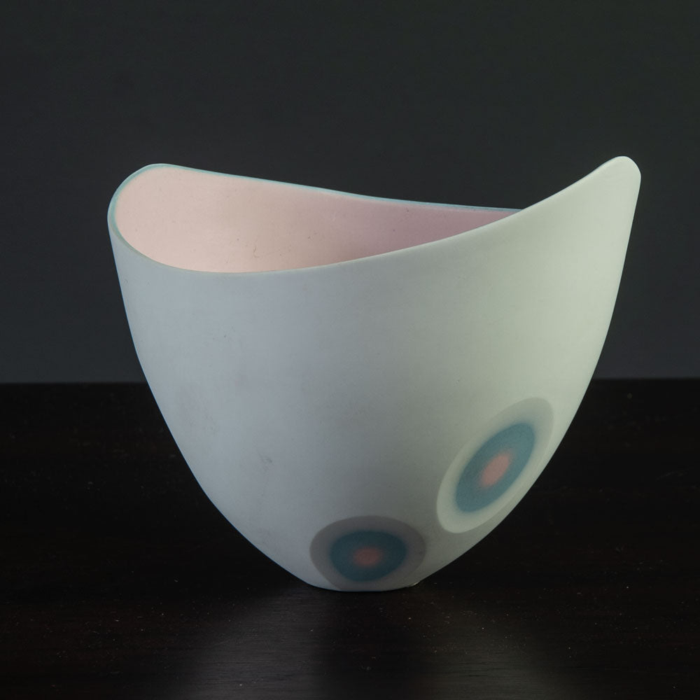 Sasha Wardell, UK, slip-cast bone china bowl H1571