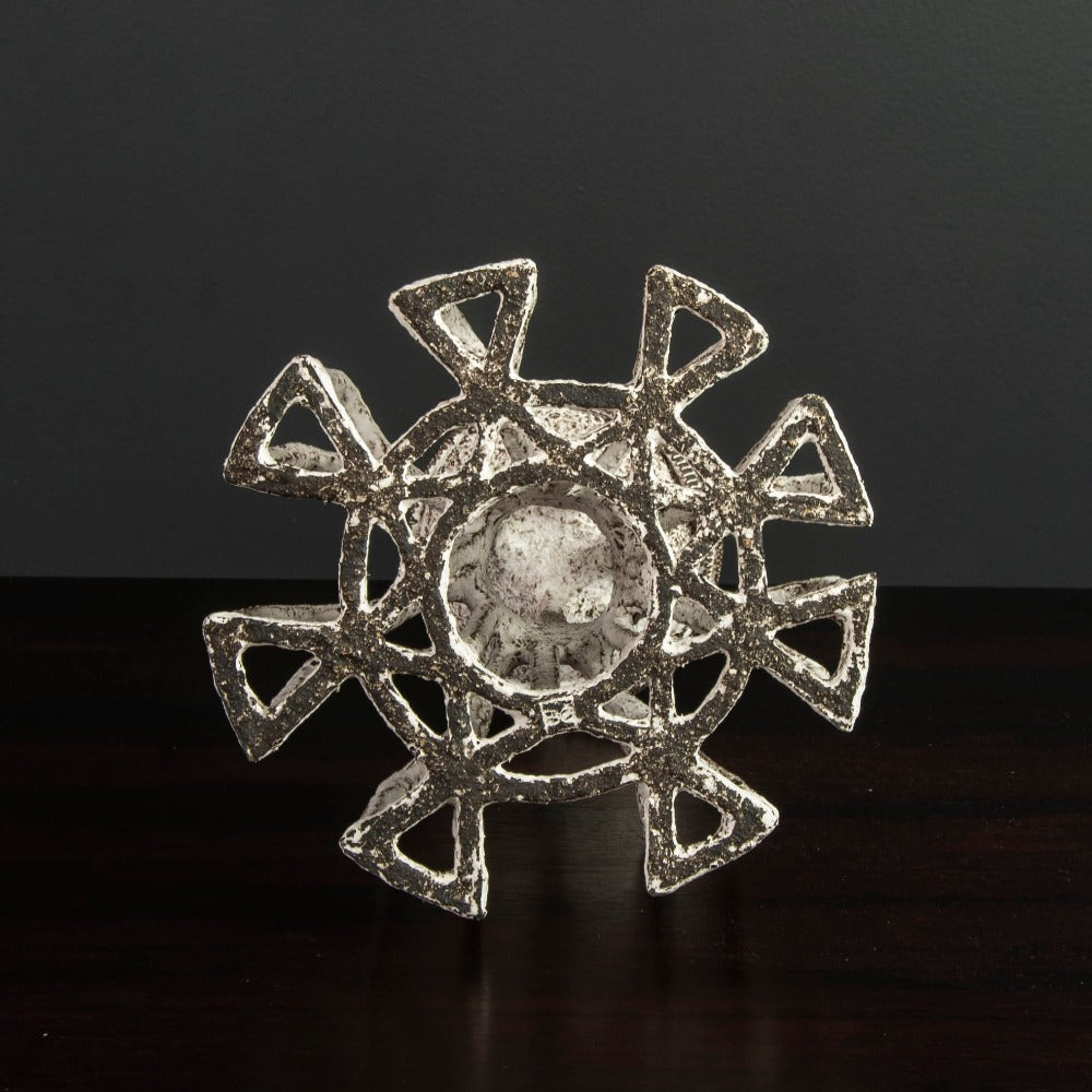 Bronwen Grieves, UK unique stoneware sculpture