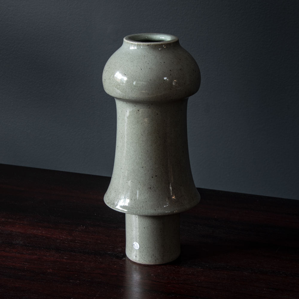 Reinhold Rieckmann, unique stoneware vase with glossy gray glaze H1539