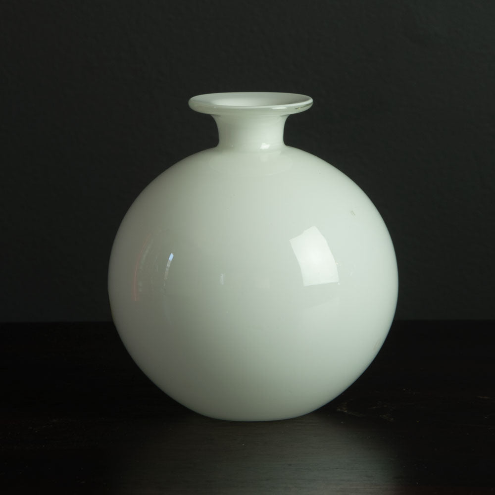 Per Lutken for Holmegaard, Denmark, "Carnaby" vase in white glass J1073
