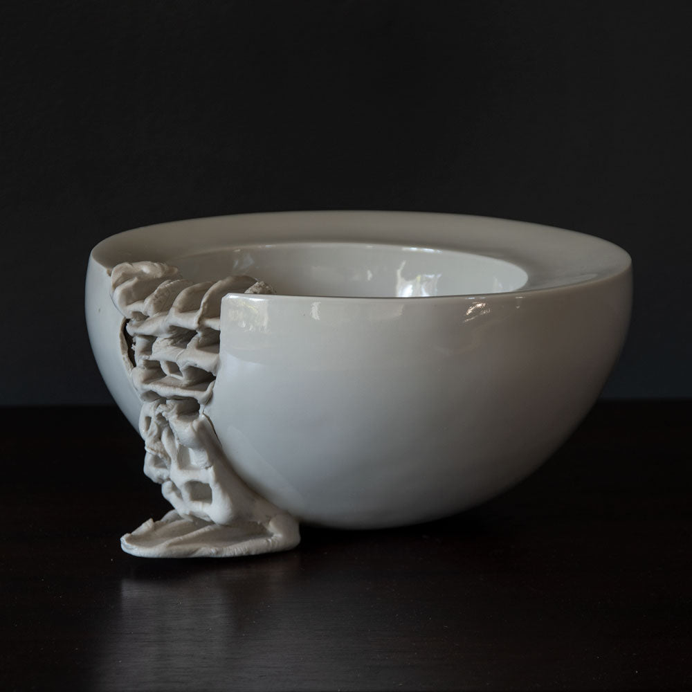 Kurt Spurey, Austria, sculptural vessel with glossy white glaze, H1077