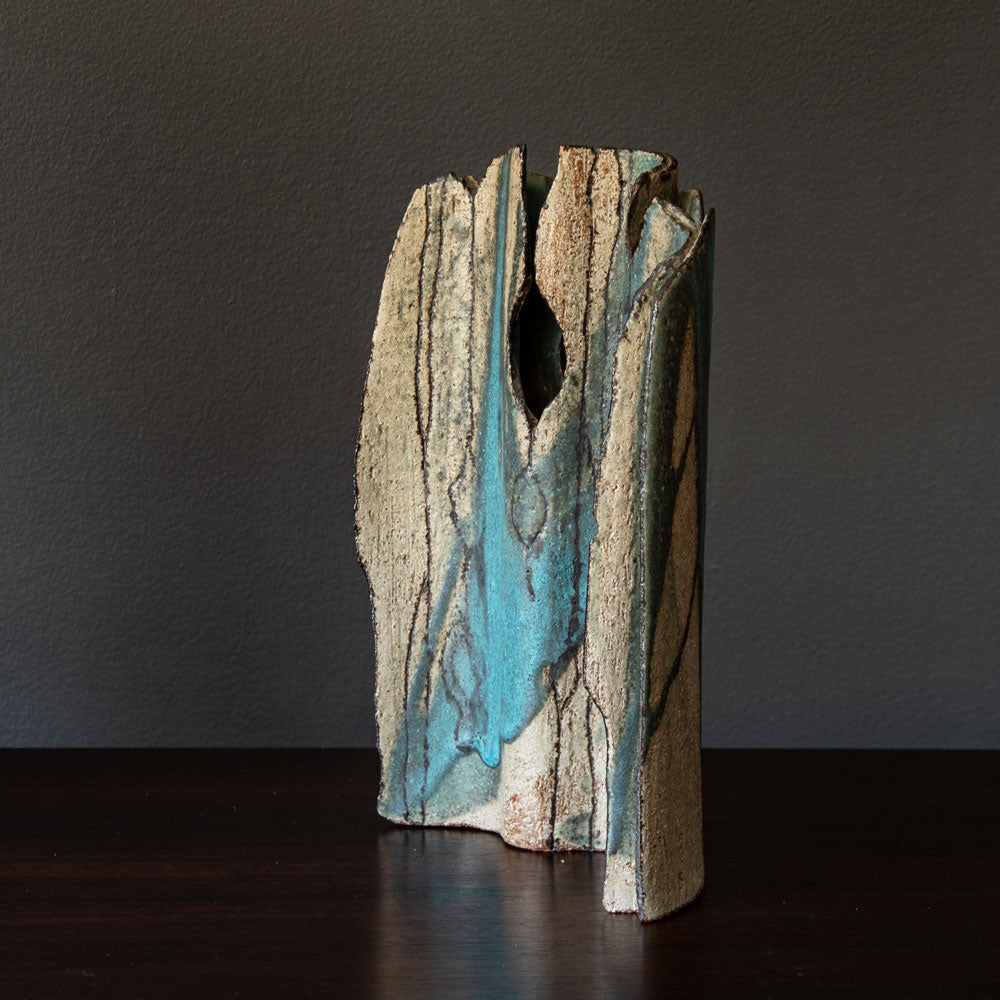 Sheila Fournier, UK, unique stoneware sculpture H1092