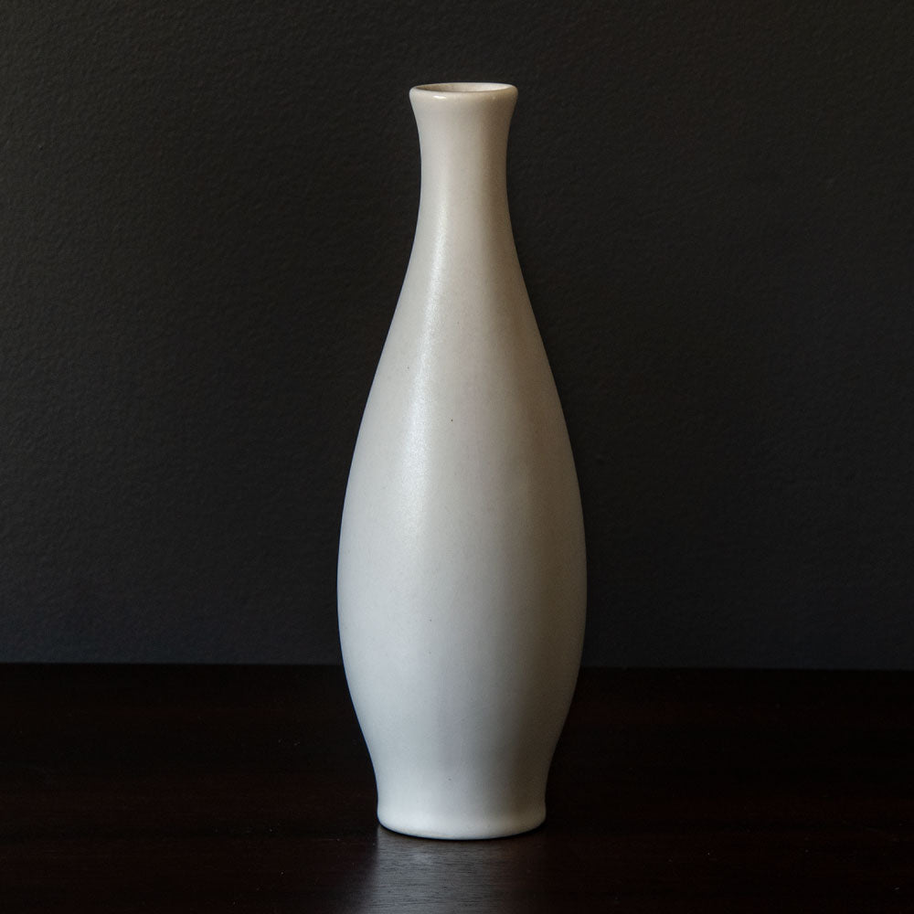 Jan Bontjes van Beek, Germany, stoneware vase with matte white glaze H1047