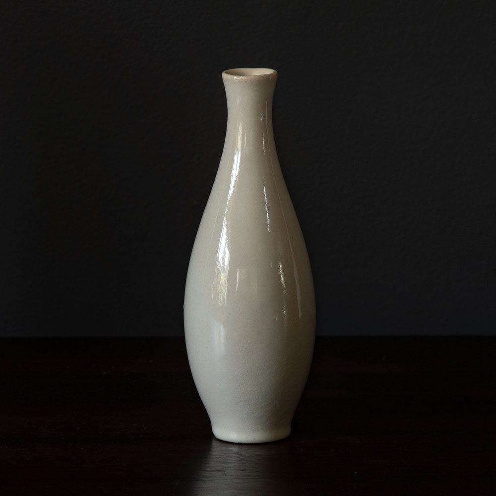 Jan Bontjes van Beek, Germany, stoneware vase with glossy white glaze H1048